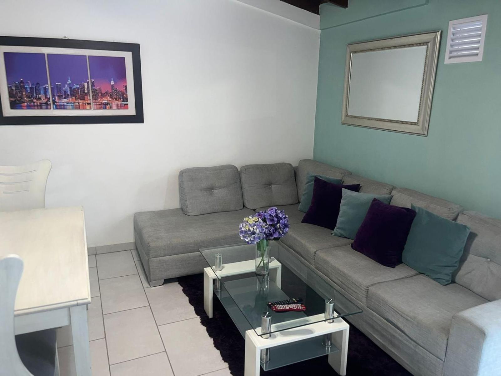 Apartamentos Amoblados Laureles Estadio Medellin Casa Margarita Esterno foto