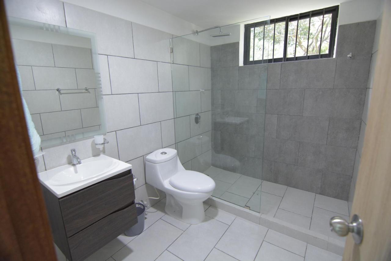 Apartamentos Amoblados Laureles Estadio Medellin Casa Margarita Esterno foto