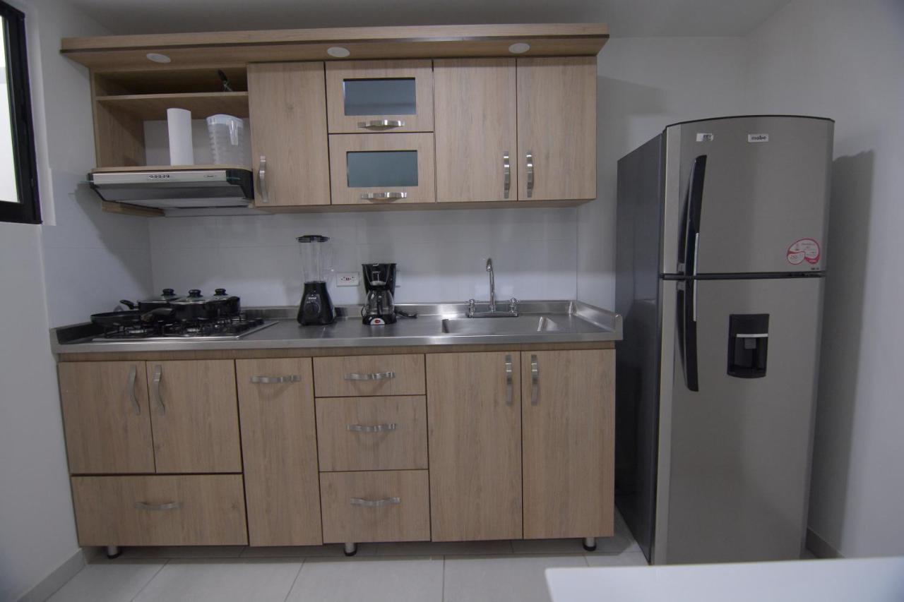 Apartamentos Amoblados Laureles Estadio Medellin Casa Margarita Esterno foto